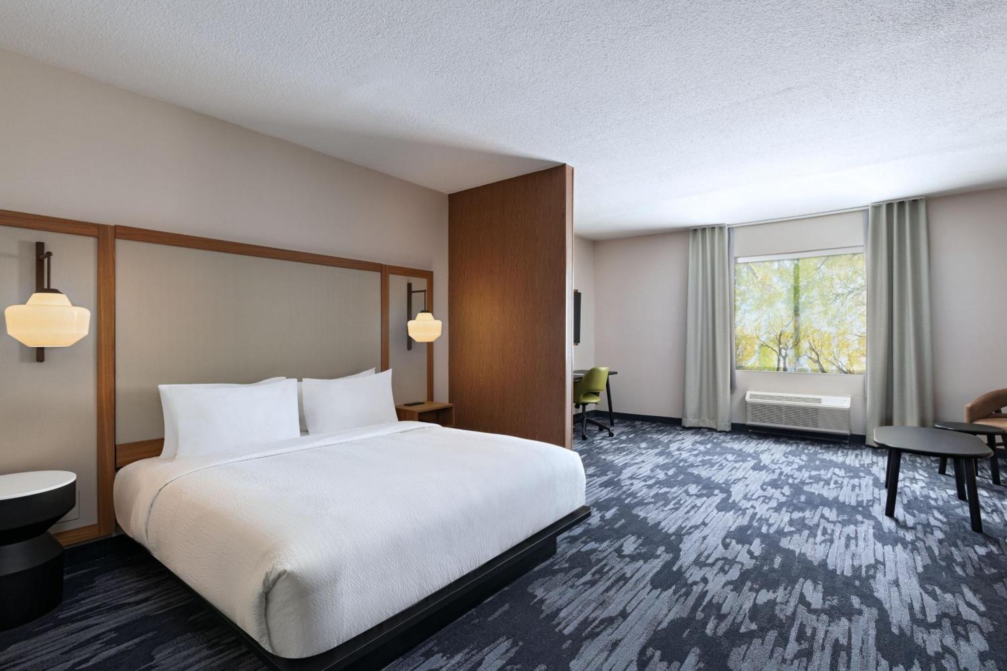 Fairfield By Marriott Inn & Suites Hillsboro Exterior photo