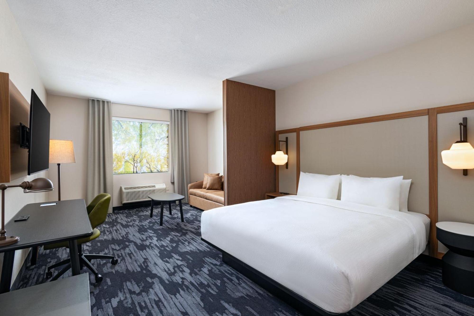 Fairfield By Marriott Inn & Suites Hillsboro Exterior photo